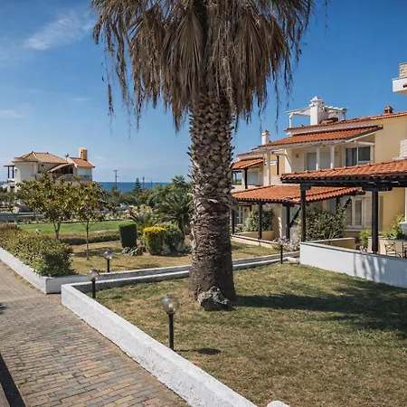 Encore Seaside By Granari Villa *
